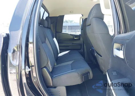 2014 Toyota Tundra Sr5 4.6L V8 z USA, uszkodzony, nr VIN 5TFRM5F11EX081419